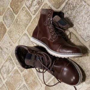 Mens Call it spring brown fashion boots. 9.5 store brand